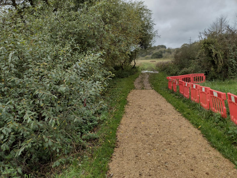 The end of the SANG footpath on the Stour Valley Way