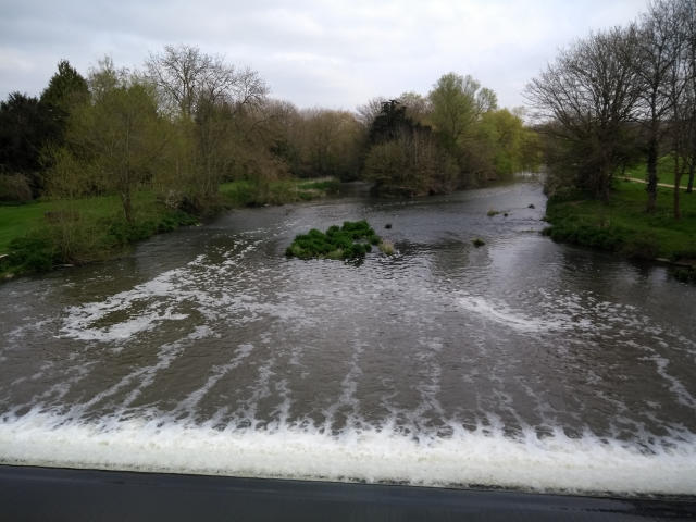 Looking downstream on weir from the blue bridge